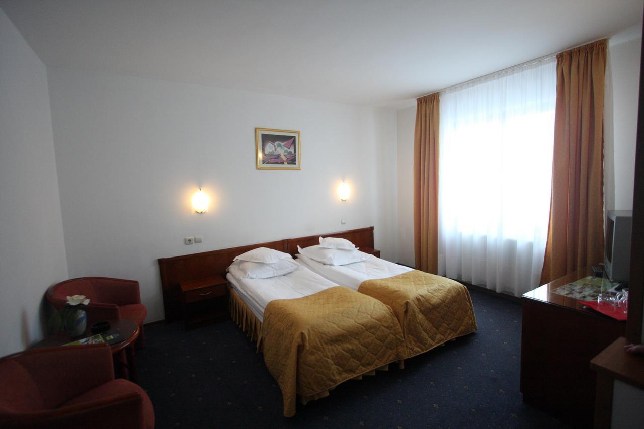 Hotel Ruia Poiana Brasov Luaran gambar